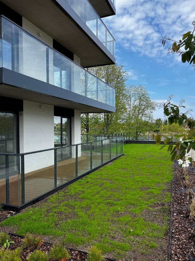 Apartament Turkusowy - Basen, Sauna, Klimatyzacja Dziwnow Bagian luar foto